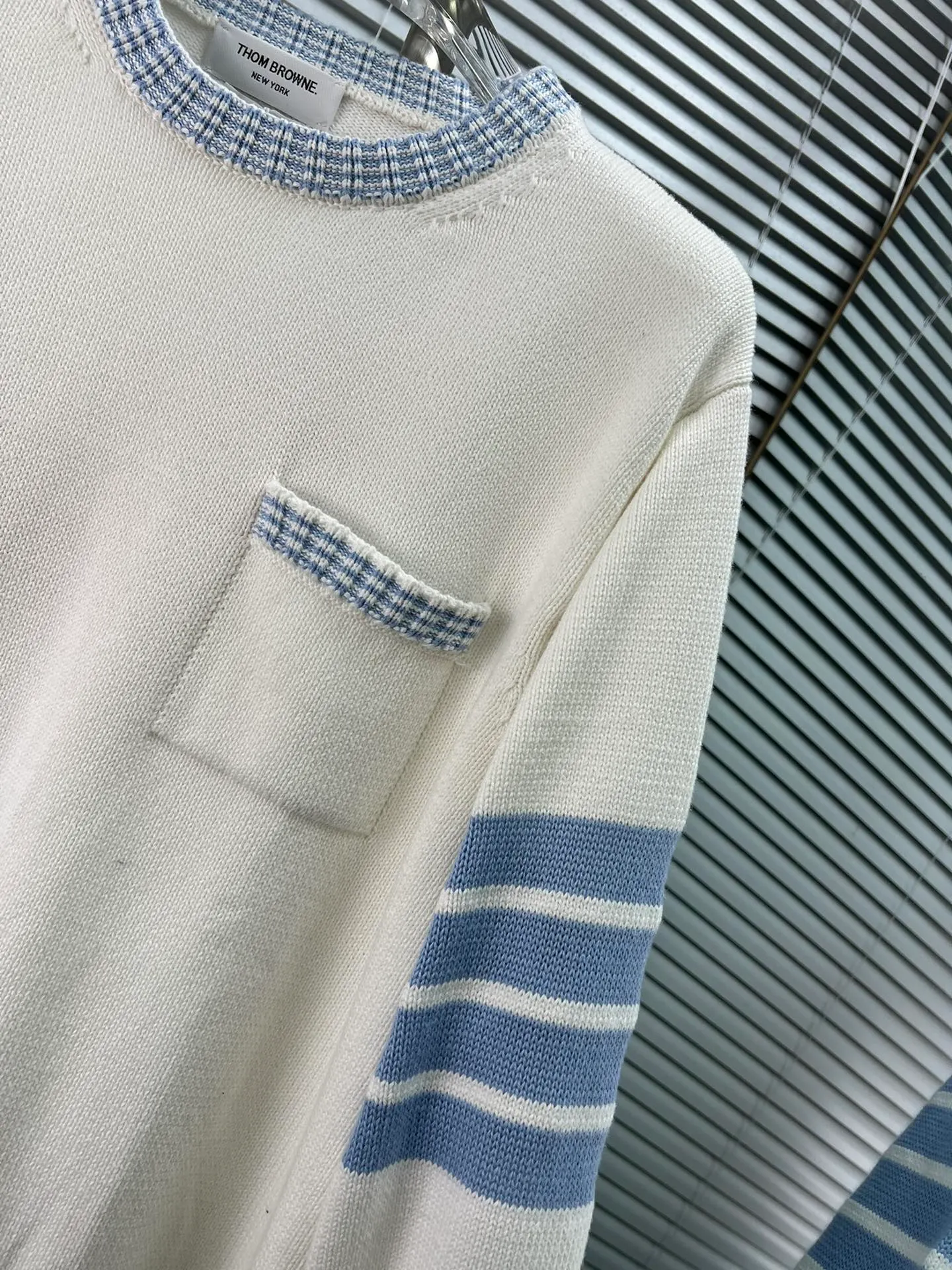 THOM BROWNE🇳🇱 ｜ OS Same Style OS 42 ， ， 。 ， ， ， ， ， ， Series Size：0.1.2 Color: Gray White